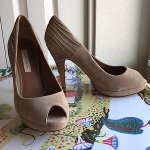 Zara beige suede peep-toe heels, size 39.